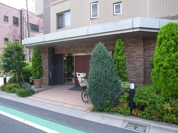 【藤和シティホームズ金町ラフィーネ】エントランス