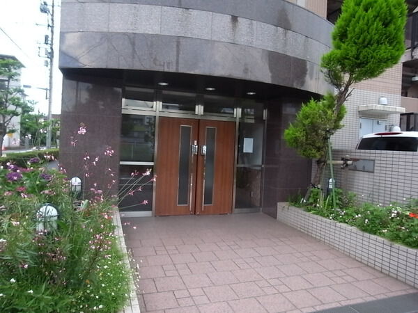 【ファーストステージ亀有】エントランス 【ファーストステージ亀有】エントランス