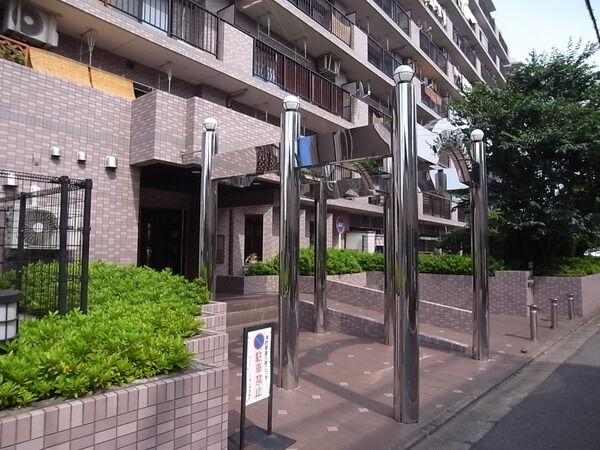 【ダイアパレス柴又】エントランス 【ダイアパレス柴又】エントランス