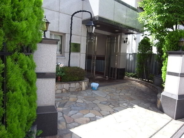 【ランドステージお花茶屋】エントランス 【ランドステージお花茶屋】エントランス