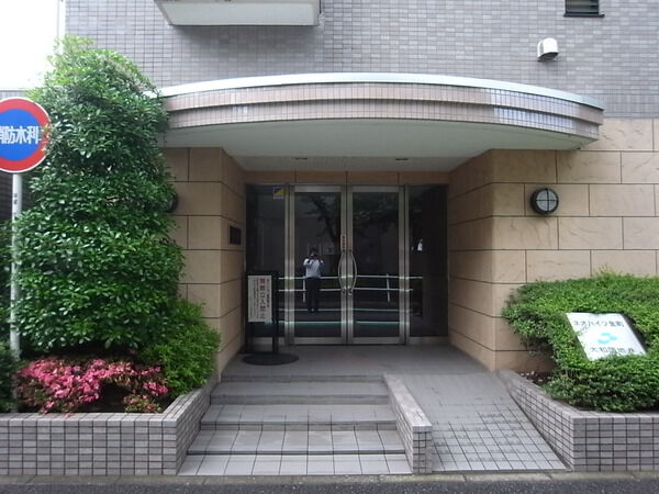 【ネオハイツ金町】エントランス