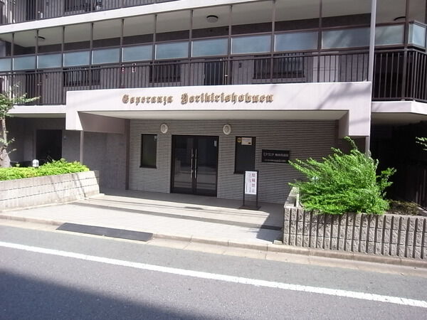【エスペランサ堀切菖蒲園】エントランス 【エスペランサ堀切菖蒲園】エントランス