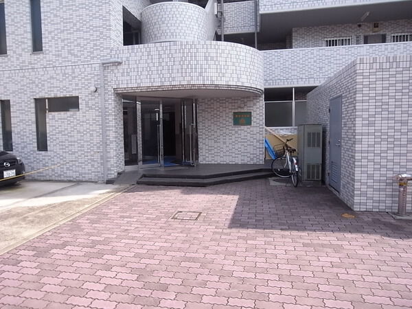 【ピアコート堀切菖蒲園】エントランス 【ピアコート堀切菖蒲園】エントランス