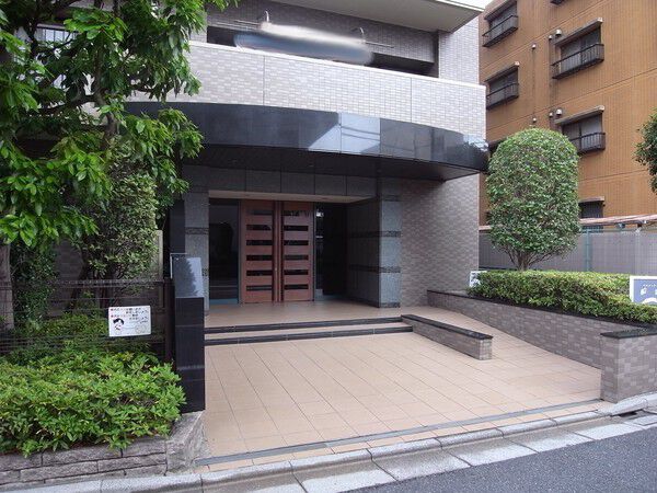 【ベルシャトゥ船堀】エントランス 【ベルシャトゥ船堀】エントランス