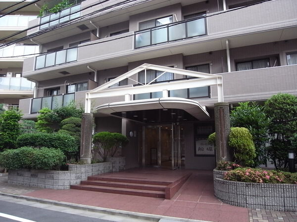 【イトーピア船堀】エントランス 【イトーピア船堀】エントランス