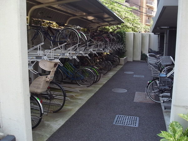 【サンクタス南葛西】駐輪場
