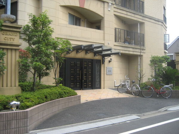 【グランシティ葛西パークサイドレジデンス】エントランス