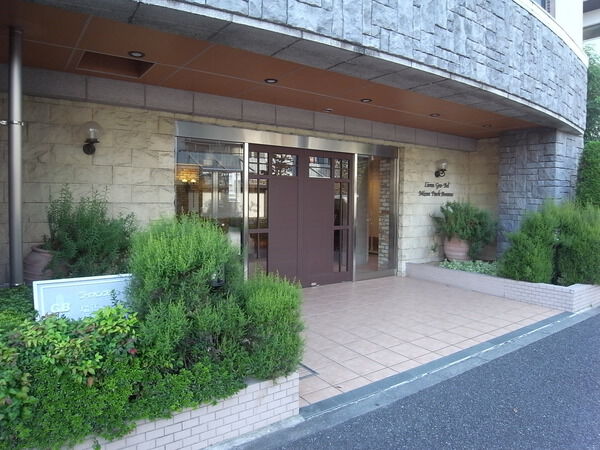 【ライオンズグローバル瑞江パークアベニュー】エントランス