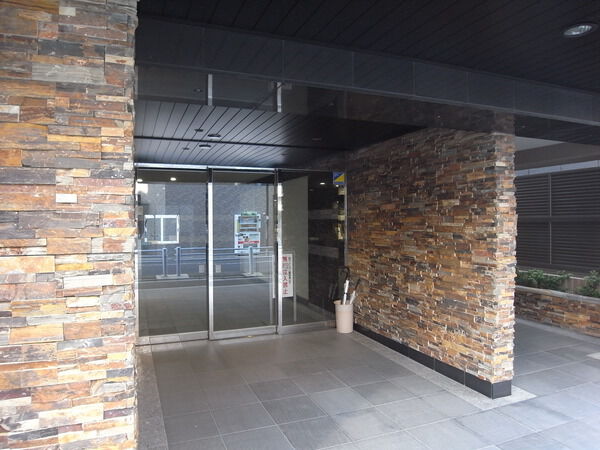 【日神パレステージ新小岩イースト】エントランス