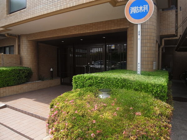 【NICアーバンハイム立石】エントランス