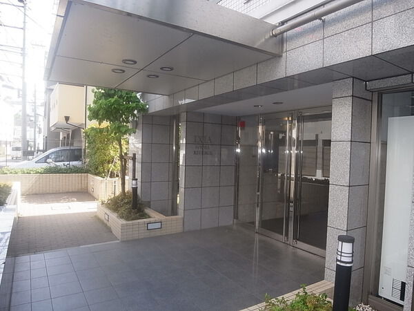 【イクシア小岩】エントランス