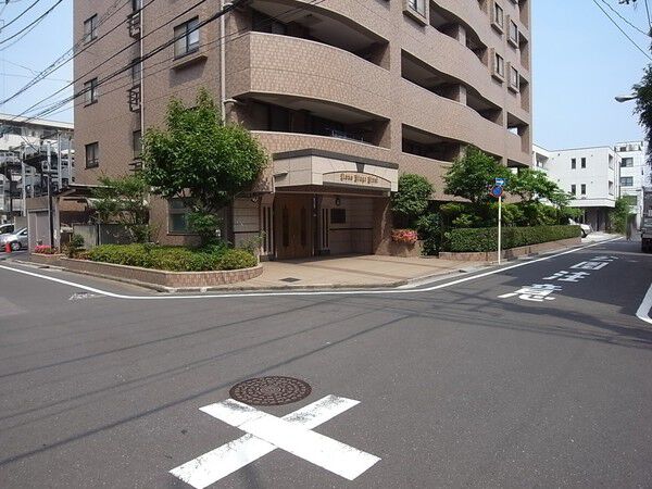 【ライオンズステージ平井】前面道路