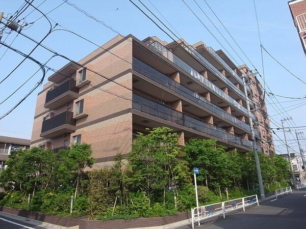 【ライオンズ平井グランフォート】外観写真