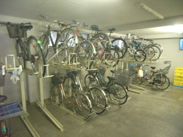 【レジェンド浅草橋】駐輪場