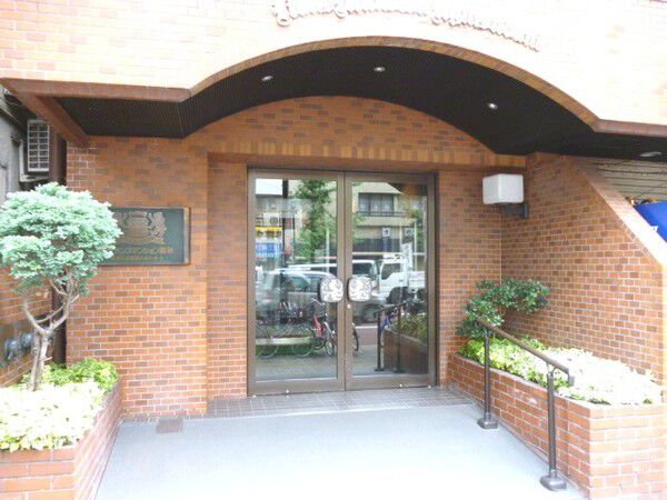 【ライオンズマンション鴬谷】エントランス1 【ライオンズマンション鴬谷】エントランス1