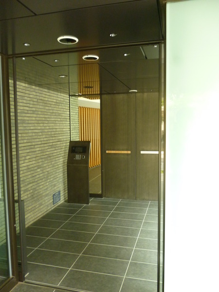 【クラッシィハウス谷中道灌山】エントランス2 【クラッシィハウス谷中道灌山】エントランス2