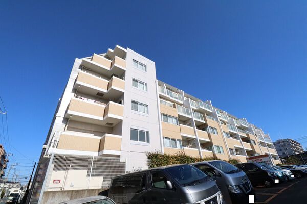 【アーバンビュー下総中山】外観