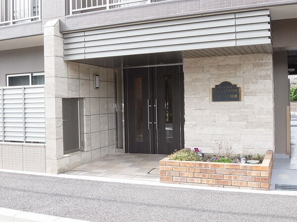 【アンビシャス船橋】エントランス 【アンビシャス船橋】エントランス