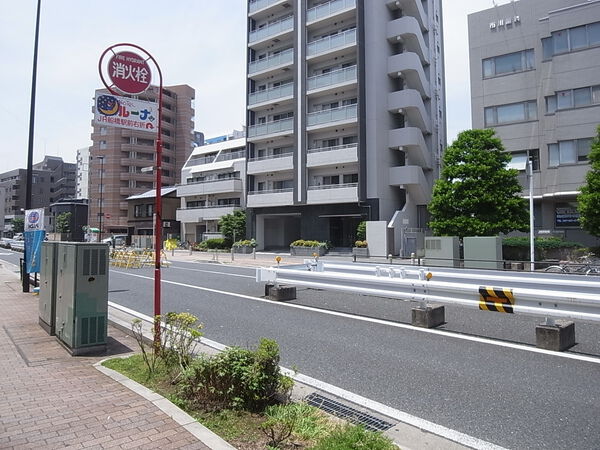 【クレアコート船橋ステーションズサイド】前面道路