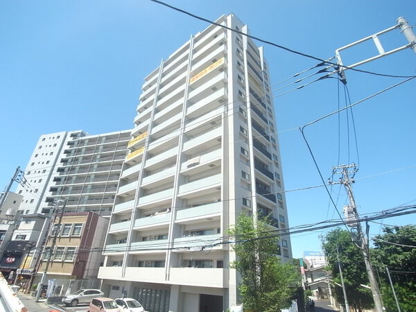 【ライフピア柏フィオーレ】外観2