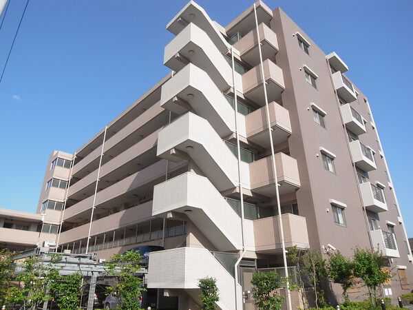 【コニファーコート東松戸】外観(2)