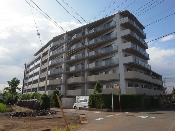 【ライオンズ東松戸エアリーヒルズ】外観(2)