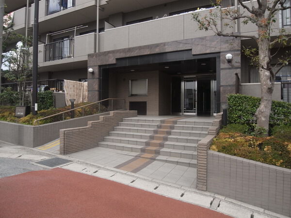 【シャリエ松戸】エントランス 【シャリエ松戸】エントランス