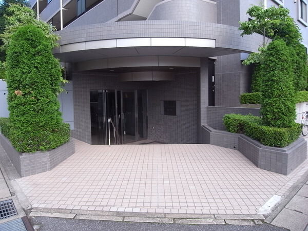 【藤和シティホームズ新八柱】エントランス 【藤和シティホームズ新八柱】エントランス