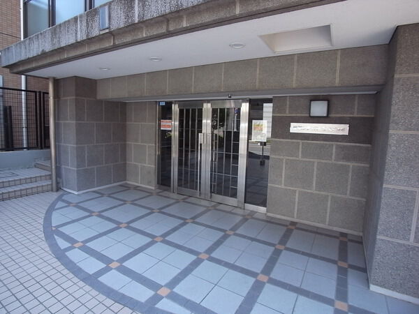 【藤和シティコープ松戸本町】エントランス 【藤和シティコープ松戸本町】エントランス