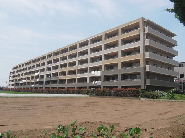 【ロイヤルプラザ松戸】外観 【ロイヤルプラザ松戸】外観