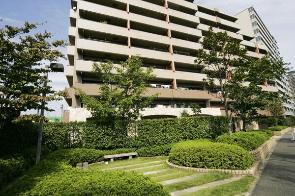 【クレストフォルム東京グランイースト】外観