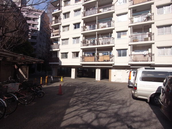 【ヴィラロイヤル町屋】外観