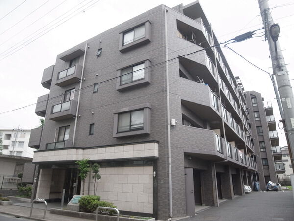 レーベンハイム西新井 参番館