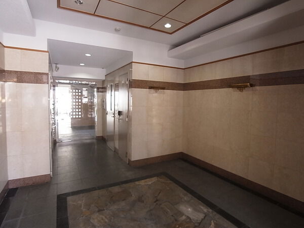 【ジェイパーク菊川】エントランス