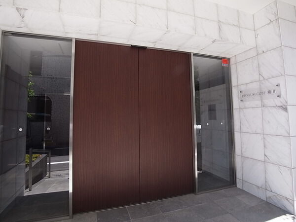 【プレミアムキューブ菊川】エントランス