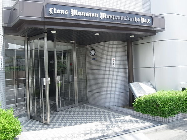 【ライオンズマンション門前仲町第6】エントランス