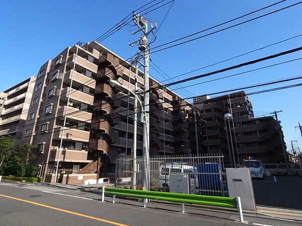 【コスモ町屋リバーシティ】外観