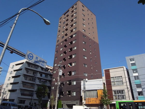 【レジデンシャルステートタワー南千住】外観