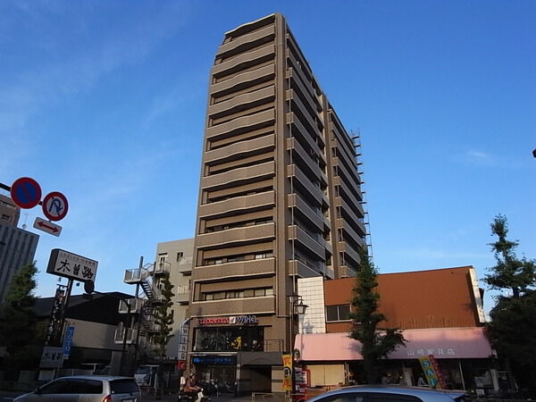 【サンシティ三ノ輪】外観
