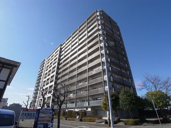 【ルネインタープレイスニュータウンひたち野うしく】外観写真 【ルネインタープレイスニュータウンひたち野うしく】外観写真