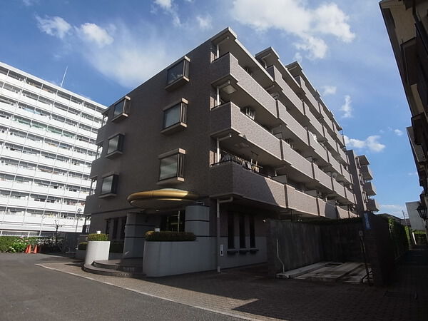 【ライオンズマンション小金井公園】外観