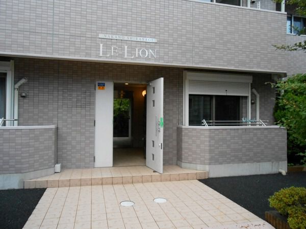 【レリオン中野白鷺】エントランス