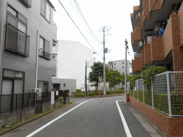 【ライオンズマンション都立家政第2】前面道路