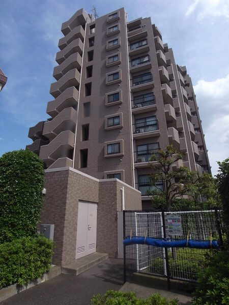 【ライオンズマンション練馬春日町】外観