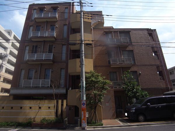 【スターロワイヤル練馬春日町】外観