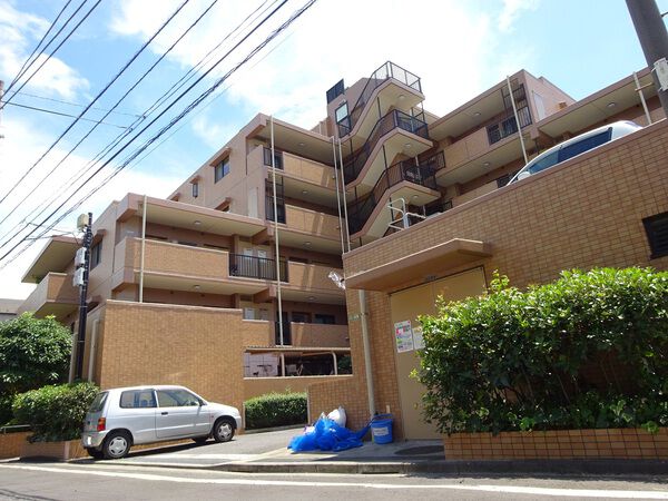 【ライオンズマンション練馬富士見台】外観