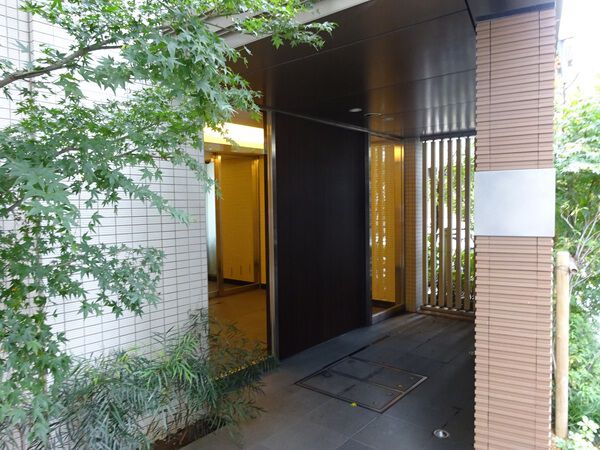 【ザ・パークハウス江古田】エントランス 【ザ・パークハウス江古田】エントランス