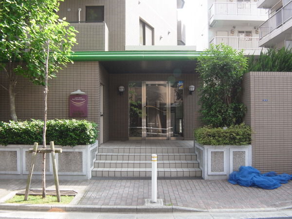 【ルナコート西高島平】外観写真