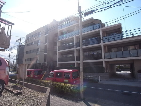 【イニシア東武練馬】外観