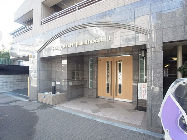 【サニーコート中板橋第2】エントランス 【サニーコート中板橋第2】エントランス